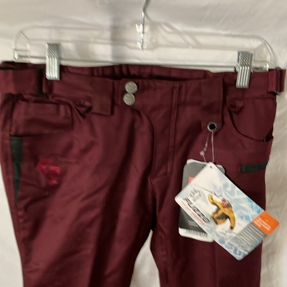 Fuzzy:Maroon Technical Ski/Board Wear- Snow pants- Korean Company-95 (US size M) - Picture 6 of 16